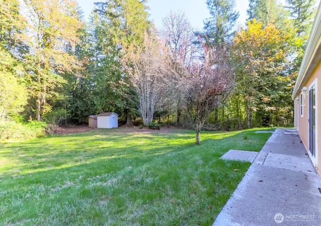 Photo 4 of Manufactured home for sale at 27040 SE 236th Street, Maple Valley, WA 98038 | MLS# NWM2592851 | Listing updated on 2026-10-10