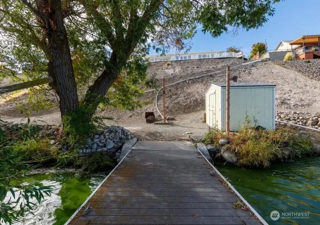 Photo 2 of Single family home for sale at 3455 Westshore Dr NE, Moses Lake, WA 98837 | MLS# NWM2592854 | Listing updated on 2026-10-18