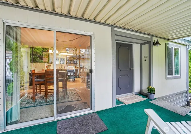 Photo 3 of Manufactured home for sale at 2200 196th Street SE #49, Bothell, WA 98012 | MLS# NWM2592855 | Listing updated on 2026-10-10