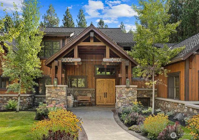 Photo 2 of Mansion for sale at 70 Tip Top Ln, Cle Elum, WA 98922 | MLS# NWM2592857 | Listing updated on 2026-10-10