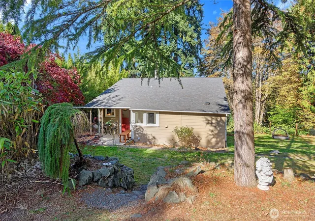 Photo 1 of Sale Pending at 141 Market St, Port Hadlock, WA 98339 | MLS# NWM2592895 | Listing updated on 2026-10-15