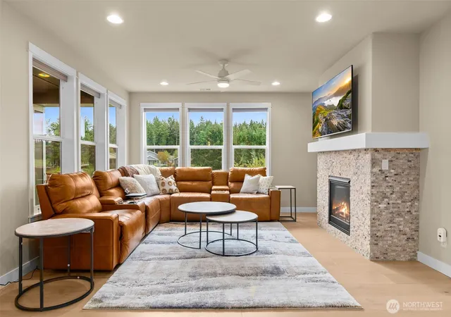 Photo 4 of Single family home for sale at 8419 Orcas Loop NE, Olympia, WA 98516 | MLS# NWM2592897 | Listing updated on 2026-10-16