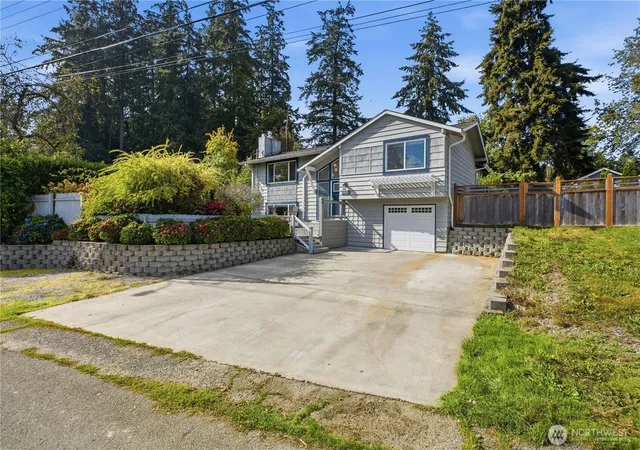 Photo 1 of Single family home for sale at 34221 39th Avenue S, Auburn, WA 98001 | MLS# NWM2592900 | Listing updated on 2026-10-14