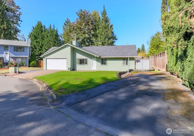 Photo 1 of Single family home for sale at 11216 SE 228th Place, Kent, WA 98031 | MLS# NWM2592902 | Listing updated on 2026-10-10