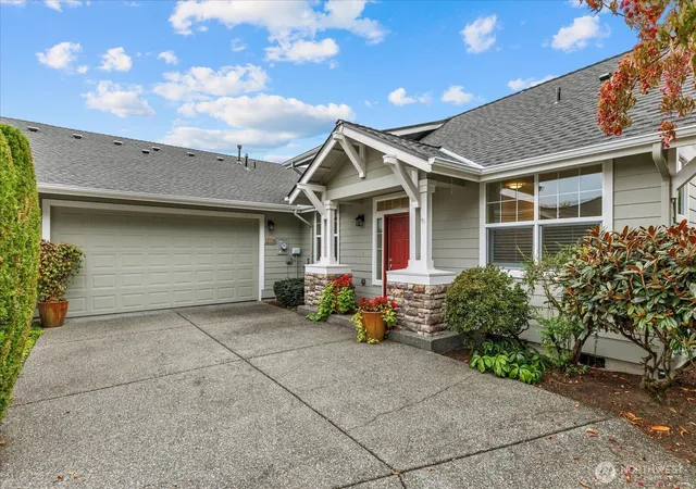 Photo 2 of Single family home for sale at 12724 Sunbreak Way Ne, Redmond, WA 98053 | MLS# NWM2592903 | Listing updated on 2026-10-10