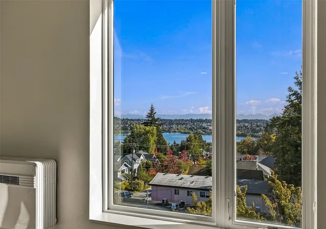 Photo 3 of Condo for sale at 6109 Phinney Ave N #407, Seattle, WA 98103 | MLS# NWM2592907 | Listing updated on 2026-10-15