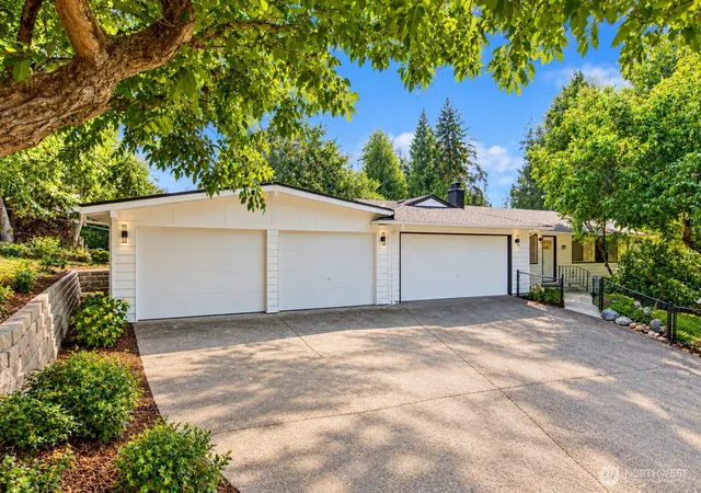 Single family home for sale at 853 S 306th Street, Federal Way, WA 98003 | MLS# NWM2592911