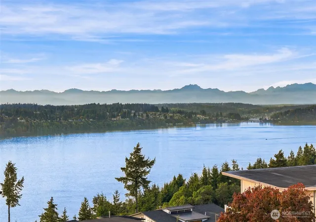 Single family home for sale at 4658 N Lexington St, Tacoma, WA 98407 | MLS# NWM2592914