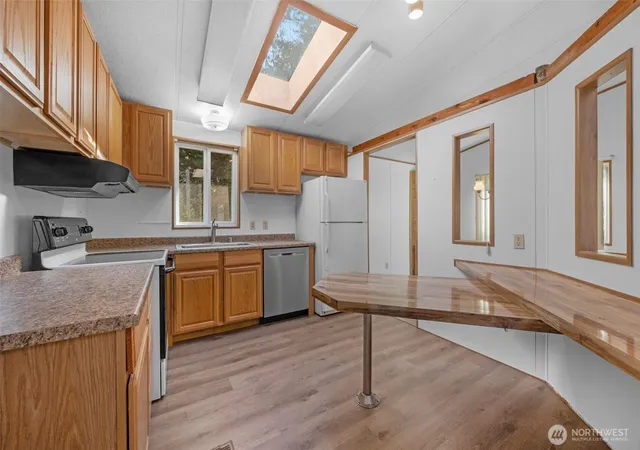 Photo 2 of Manufactured home for sale at 2809 Lakewood Rd #9, Arlington, WA 98223 | MLS# NWM2592915 | Listing updated on 2026-10-09