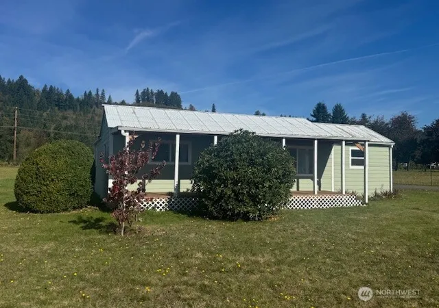 Photo 4 of Sale Pending at 296 Mossyrock Rd W, Mossyrock, WA 98564 | MLS# NWM2592916 | Listing updated on 2026-10-19
