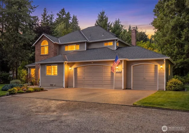 Photo 3 of Single family home for sale at 19318 SE 328th Place, Kent, WA 98042 | MLS# NWM2592930 | Listing updated on 2026-10-10