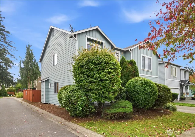Photo 3 of Single family home for sale at 17817 Se 259th Street, Covington, WA 98042 | MLS# NWM2592932 | Listing updated on 2026-10-14