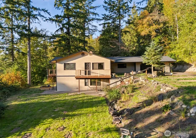 Photo 2 of Single family home for sale at 9678 Ne Saint Peters Rd, Kingston, WA 98346 | MLS# NWM2592936 | Listing updated on 2026-10-26