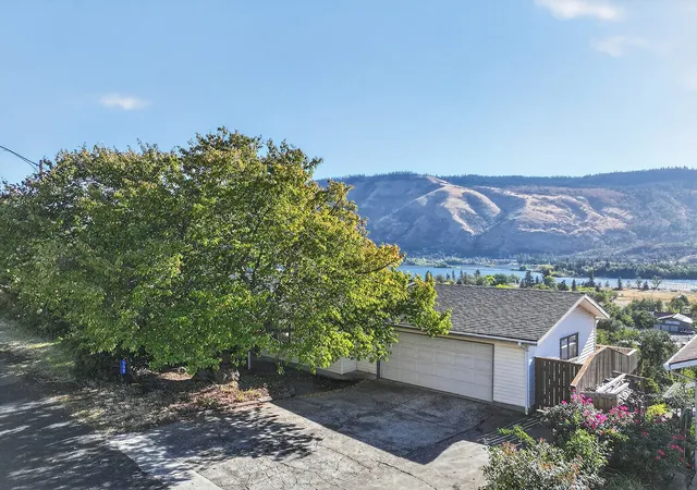Photo 1 of Single family home for sale at 508 Keasey Ave, Lyle, WA 98635 | MLS# NWM2592938 | Listing updated on 2026-10-23