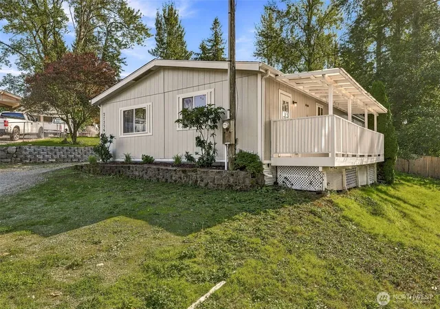 Photo 1 of Manufactured home for sale at 27236 116th Place Se, Kent, WA 98030 | MLS# NWM2592940 | Listing updated on 2026-10-16