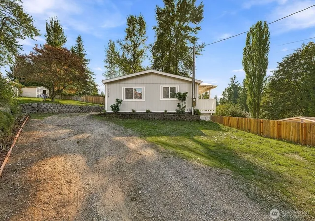 Photo 2 of Manufactured home for sale at 27236 116th Place Se, Kent, WA 98030 | MLS# NWM2592940 | Listing updated on 2026-10-16