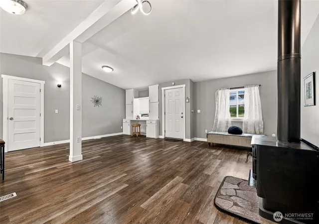 Photo 3 of Manufactured home for sale at 27236 116th Place SE, Kent, WA 98030 | MLS# NWM2592940 | Listing updated on 2026-10-16