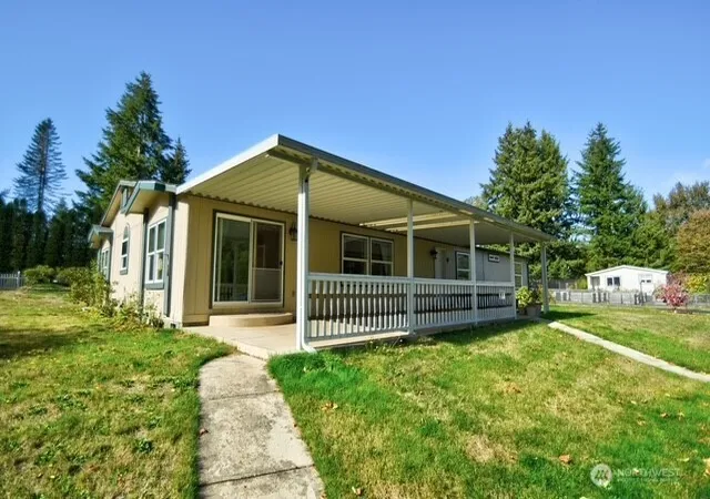 Photo 2 of Manufactured home for sale at 15912 Agate St SE, Yelm, WA 98597 | MLS# NWM2592943 | Listing updated on 2026-10-26