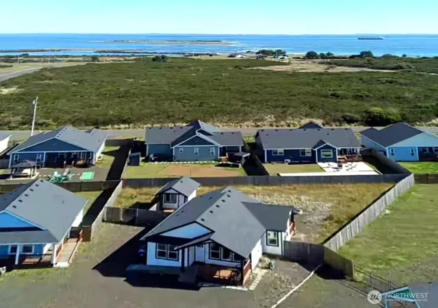 Photo 3 of Single family home for sale at 995 Alida Ct SE, Ocean Shores, WA 98569 | MLS# NWM2592945 | Listing updated on 2026-10-10