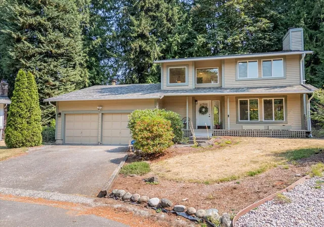 Photo 2 of Single family home for sale at 5905 147th Street Sw, Edmonds, WA 98026 | MLS# NWM2592946 | Listing updated on 2026-10-21