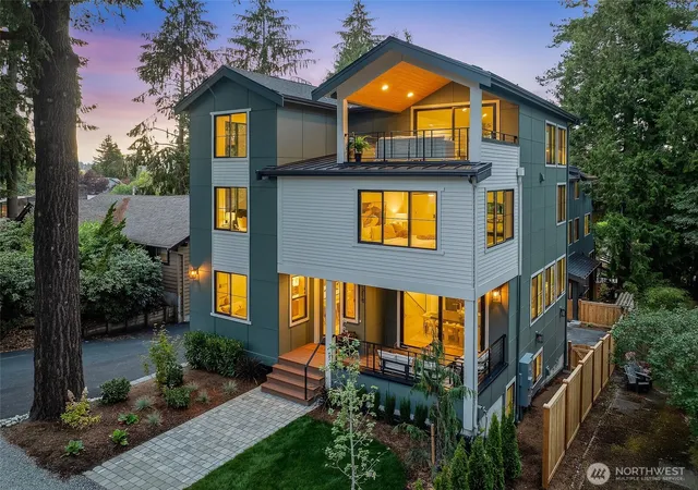 Single family home for sale at 1218 NE 103rd Street, Seattle, WA 98125 | MLS# NWM2592960