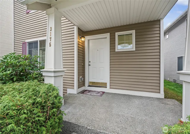 Photo 2 of Single family home for sale at 3175 Shaw St, Dupont, WA 98327 | MLS# NWM2592964 | Listing updated on 2026-10-20