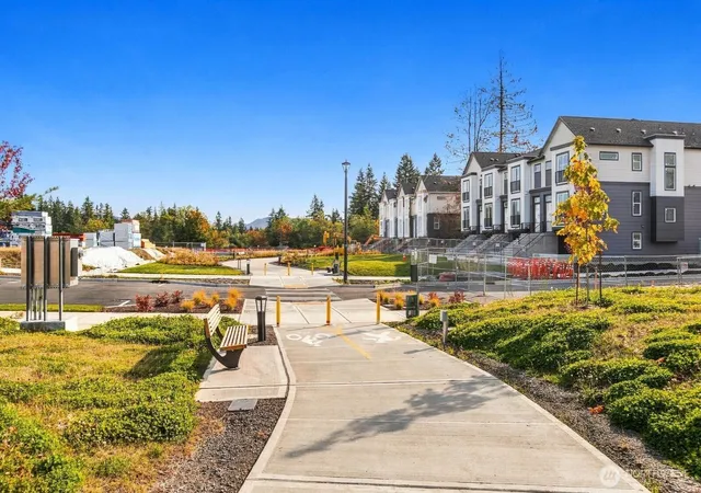 Photo 4 of Single family home for sale at 417 Parkside Walk #Lot 37, Sammamish, WA 98074 | MLS# NWM2592976 | Listing updated on 2026-10-12