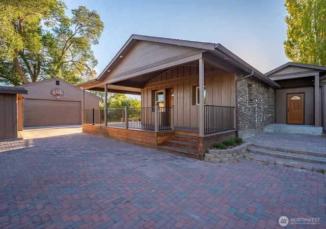 Single family home for sale at 603 NE Road 19, Soap Lake, WA 98851 | MLS# NWM2592988 | Listing updated on 2026-10-09