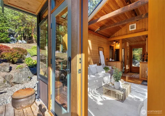 Photo 4 of Single family home for sale at 611 Ln De Chantal, Port Townsend, WA 98368 | MLS# NWM2593004 | Listing updated on 2026-10-13