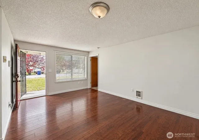 Photo 4 of Single family home for sale at 5813 E M St, Tacoma, WA 98404 | MLS# NWM2593005 | Listing updated on 2026-10-10