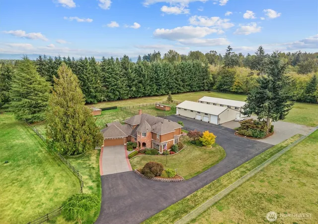 Single family home for sale at 5302 55th Street SE, Auburn, WA 98092 | MLS# NWM2593007
