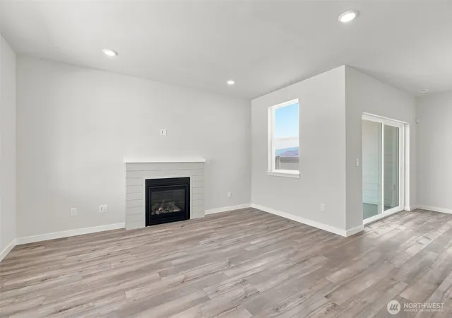 Photo 4 of Single family home for sale at 2141 Maple St, Wenatchee, WA 98801 | MLS# NWM2593014 | Listing updated on 2026-10-10