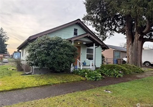 Photo 1 of Single family home for sale at 3112 S Melrose St, Tacoma, WA 98405 | MLS# NWM2593021 | Listing updated on 2026-10-29