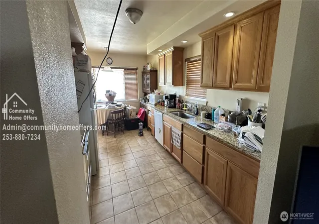 Photo 3 of Single family home for sale at 3112 S Melrose St, Tacoma, WA 98405 | MLS# NWM2593021 | Listing updated on 2026-10-14