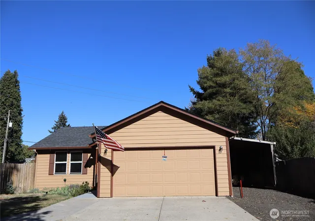 Single family home for sale at 7413 NE 129th Avenue, Vancouver, WA 98682 | MLS# NWM2593022