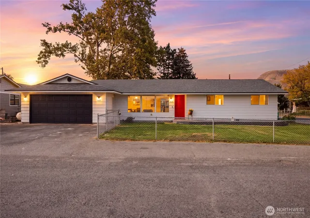Single family home for sale at 501 1st Street S, Brewster, WA 98812 | MLS# NWM2593036