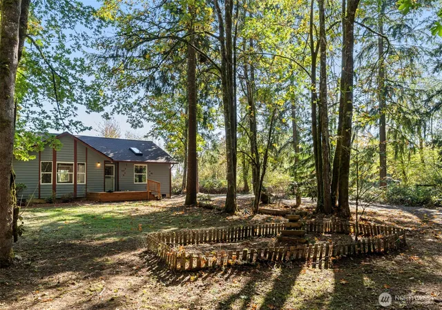 Photo 1 of Single family home for sale at 117 Stan View Dr, Chehalis, WA 98532 | MLS# NWM2593052 | Listing updated on 2026-10-10