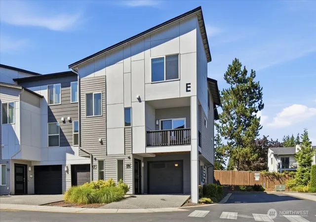 Photo 1 of Townhouse for sale at 3311 156th Street Sw #E8, Lynnwood, WA 98087 | MLS# NWM2593053 | Listing updated on 2026-10-10