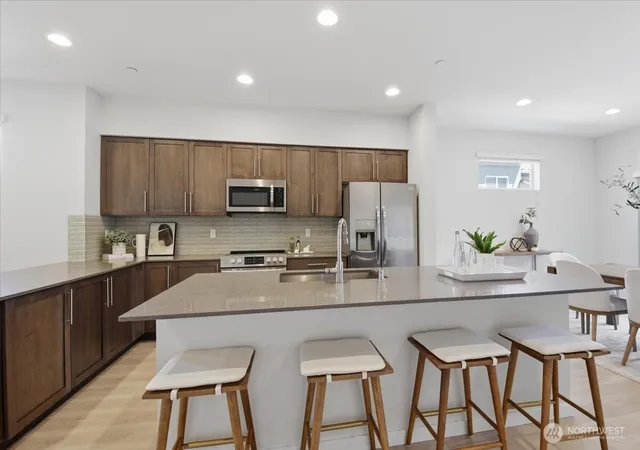Photo 3 of Townhouse for sale at 3311 156th Street Sw #E8, Lynnwood, WA 98087 | MLS# NWM2593053 | Listing updated on 2026-10-10