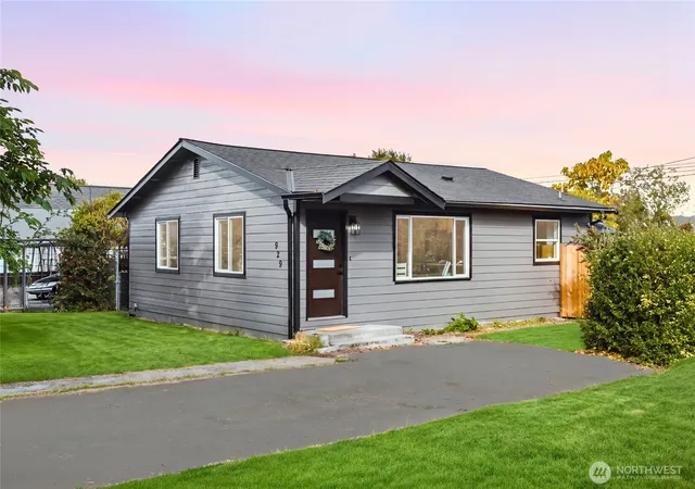 Photo 1 of Single family home for sale at 929 E 63rd Street, Tacoma, WA 98404 | MLS# NWM2593070 | Listing updated on 2026-10-19