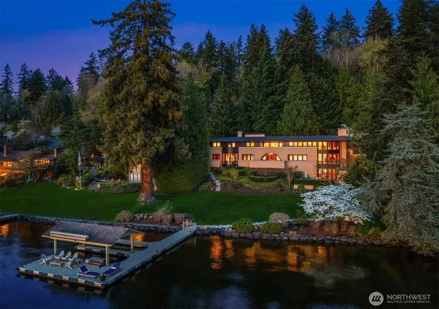 Photo 1 of Mansion for sale at 415 Shoreland Dr Se, Bellevue, WA 98004 | MLS# NWM2593086 | Listing updated on 2026-10-12