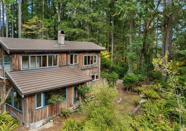 Single family home for sale at 20915 111th Avenue SW, Vashon, WA 98070 | MLS# NWM2593091