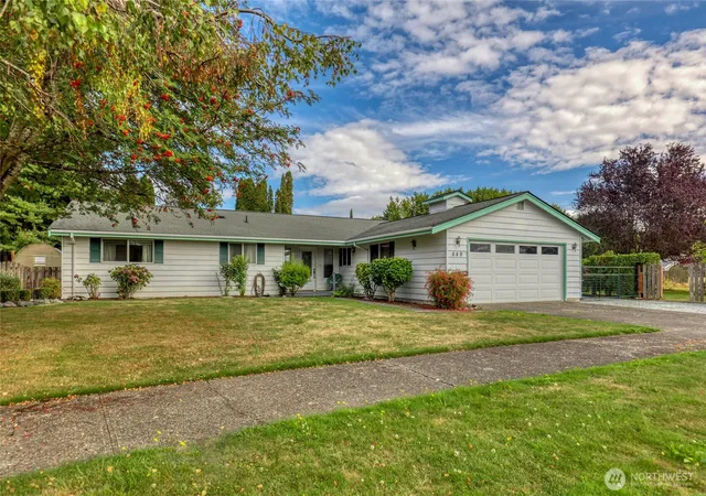 Single family home for sale at 649 C Ct, Enumclaw, WA 98022 | MLS# NWM2593103