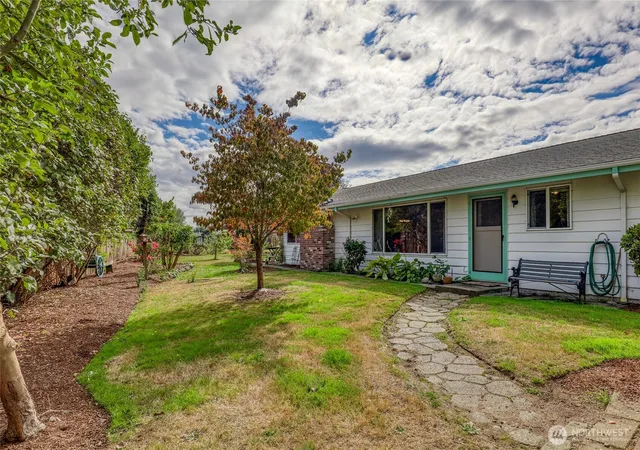 Photo 1 of Single family home for sale at 649 C Ct, Enumclaw, WA 98022 | MLS# NWM2593103 | Listing updated on 2026-10-09