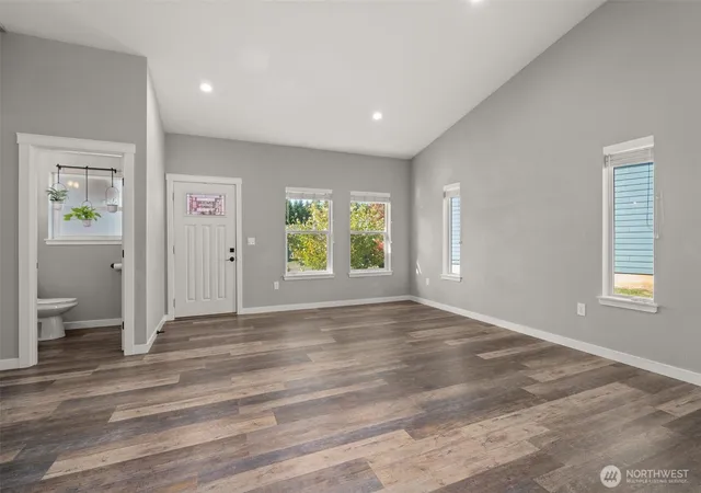 Photo 4 of Single family home for sale at 228 Fenway Dr, Chehalis, WA 98532 | MLS# NWM2593105 | Listing updated on 2026-10-13