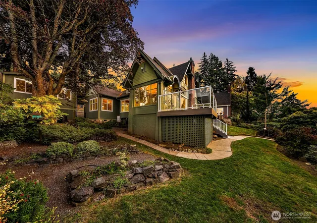 Photo 4 of Single family home for sale at 443 15th Street, Bellingham, WA 98225 | MLS# NWM2593115 | Listing updated on 2026-10-20