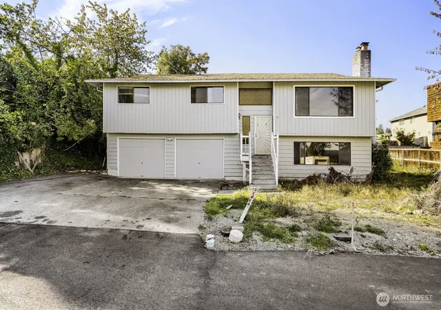 Photo 1 of Single family home for sale at 8046 S 116th Street, Seattle, WA 98178 | MLS# NWM2593126 | Listing updated on 2026-10-10
