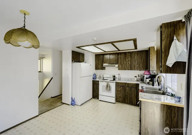 Photo 4 of Single family home for sale at 8046 S 116th Street, Seattle, WA 98178 | MLS# NWM2593126 | Listing updated on 2026-10-10