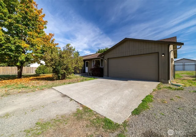 Photo 1 of Single family home for sale at 16216 Prairie Villa St SW, Tenino, WA 98589 | MLS# NWM2593129 | Listing updated on 2026-10-15