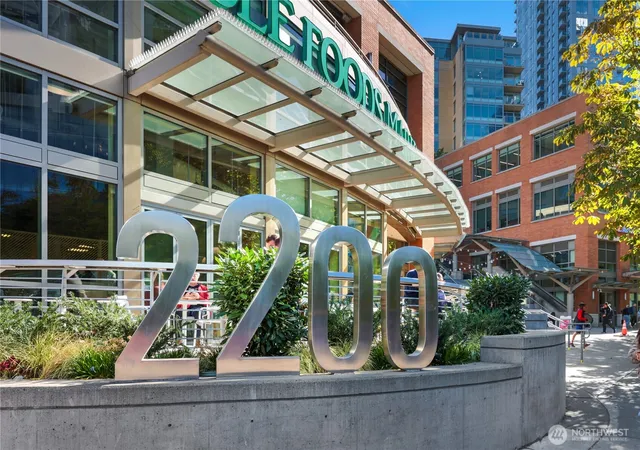 Condo for sale at 910 Lenora St #702, Seattle, WA 98121 | MLS# NWM2593137